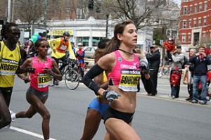 Boston Marathon runners in 2009 (Stewart Dawson/Wikimedia Commons)